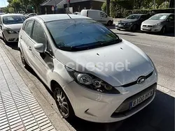 Blanco Usado 2011 Ford Fiesta Trend Utilitario | 4300 € (Buen precio)