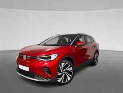Rojo intenso metalizado con techo negro Usado 2024 VW ID.4 Pro SUV | 44.490 € (Caro)