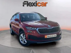 Rojo Usado 2022 Skoda Kodiaq SportLine SUV | 29.290 € (Precio justo)