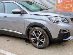 Gris / plata Usado 2017 Peugeot 3008 Allure SUV | 10.000 € (Super precio)