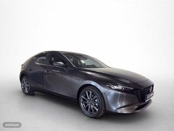 Gris Nuevo 2025 Mazda 3 Center-Line | 28.790 € (Caro)