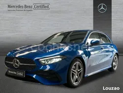 Azul Usado 2024 Mercedes A200 Berlina | 34.900 € (Precio justo)