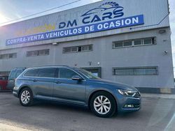 Azul Usado 2019 VW Passat Executive Familiar | 15.700 € (Buen precio)