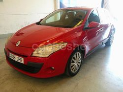 Rojo Usado 2009 Renault Mégane III Berlina | 3790 € (Precio justo)