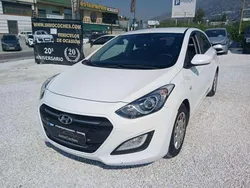 Blanco Usado 2015 Hyundai i30 Utilitario | 8500 € (Precio justo)