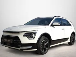 Blanco Nuevo 2025 Kia Niro SUV | 27.990 € (Buen precio)