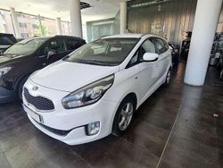 Blanco Usado 2014 Kia Carens Monovolumen | 9000 € (Un poco caro)