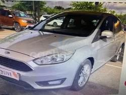 Plateado Usado 2015 Ford Focus Trend Utilitario | 10.999 € (Precio justo)