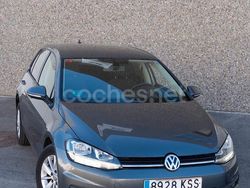 Gris / plata Usado 2019 VW Golf VII Advance Berlina | 12.490 € (Precio justo)