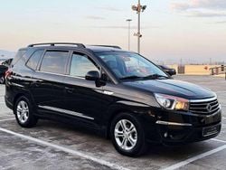 Negro Usado 2017 Ssangyong (KGM) Rodius Limited Monovolumen | 16.900 € (Precio justo)