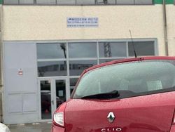 Rojo Usado 2011 Renault Clio II Business Utilitario | 3500 € (Buen precio)