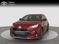 Rojo Usado 2021 Toyota Yaris Hybrid Style Berlina | 19.500 € (Un poco caro)