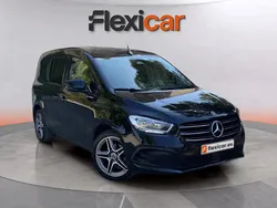 Negro Usado 2022 Mercedes 180 Berlina | 23.690 € (Precio justo)