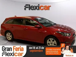 Rojo Usado 2022 Kia Ceed Familiar | 16.990 € (Precio justo)