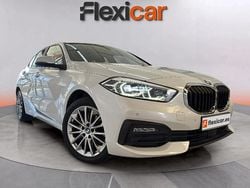 Blanco Usado 2022 BMW 118 Comfort Edition Utilitario | 16.990 € (Super precio)