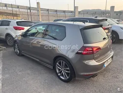 Gris / plata Usado 2015 VW Golf VII Sportline Berlina | 15.500 € (Precio justo)