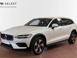 Usado 2022 Volvo V60 CC Core Familiar | 33.300 €