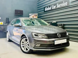 Gris / plata Usado 2015 VW Jetta Sportline Berlina | 13.999 € (Un poco caro)