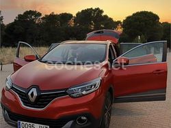 Rojo Usado 2016 Renault Kadjar Zen SUV | 12.200 € (Precio justo)