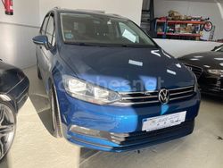 Azul Usado 2020 VW Touran Advance Monovolumen | 17.100 € (Caro)