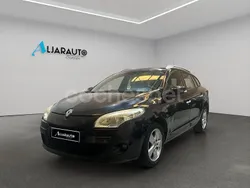 Negro Usado 2011 Renault Mégane GrandTour Dynamique Familiar | 4990 € (Buen precio)