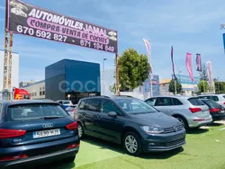Gris / plata Usado 2019 VW Touran Advance Monovolumen | 18.999 € (Precio justo)