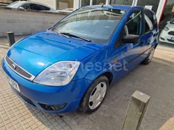 Azul Usado 2005 Ford Fiesta Ghia Utilitario | 2900 € (Precio justo)