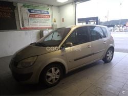 Beige Usado 2006 Renault Scénic II Dynamique Monovolumen | 2300 € (Precio justo)