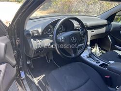 Negro Usado 2006 Mercedes C220 Elegance Berlina | 4900 € (Precio justo)