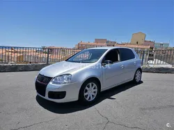 Gris / plata Usado 2007 VW Golf V Edition Familiar | 4100 € (Precio justo)