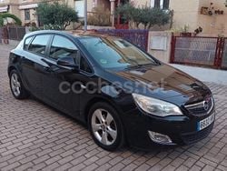 Negro Usado 2011 Opel Astra Cosmo Berlina | 5200 € (Precio justo)