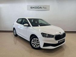 Blanco Usado 2023 Skoda Fabia Ambition Utilitario | 15.690 € (Precio justo)
