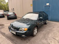 Verde Usado 2002 Kia Shuma Berlina | 2490 €