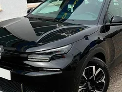 Negro perla nera Nuevo 2025 Citroën C4 Business Class Berlina | 21.600 € (Buen precio)