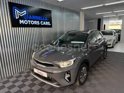 Gris / plata Usado 2021 Kia Stonic SUV | 17.990 € (Precio justo)