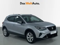 Gris plata Usado 2024 Seat Arona FR SUV | 21.290 € (Precio justo)