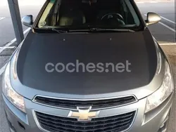 Gris / plata Usado 2014 Chevrolet Cruze LT Familiar | 6500 € (Precio justo)