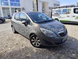 Gris / plata Usado 2012 Opel Meriva Excellence Monovolumen | 4000 € (Super precio)