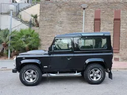 Negro Usado 2008 Land Rover Defender SUV | 63.000 €