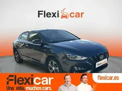 Gris Usado 2022 Hyundai i30 Berlina | 16.790 € (Precio justo)