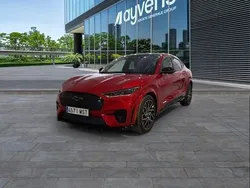 Rojo Usado 2024 Ford Mustang Mach-E GT SUV | 55.700 €