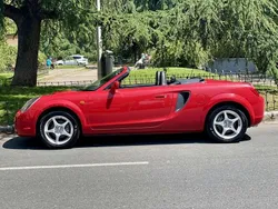 Rojo Usado 2002 Toyota MR2 Coupe | 17.880 €