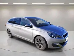 Gris / plata Usado 2017 Peugeot 308 Allure Familiar | 10.500 € (Precio justo)