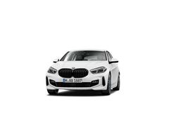 Blanco Usado 2024 BMW 118 Comfort Edition Utilitario | 30.900 € (Precio justo)