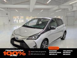 Gris Usado 2019 Toyota Yaris Hybrid Berlina | 15.850 € (Buen precio)