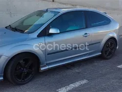 Azul Usado 2006 Ford Focus Sport Berlina | 3100 €
