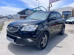 Negro Usado 2014 Ssangyong Korando Premium Plus SUV | 9500 € (Precio justo)