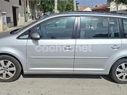 Gris / plata Usado 2010 VW Touran Edition Monovolumen | 5700 € (Super precio)
