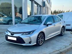 Plateado Usado 2021 Toyota Corolla Business Edition Berlina | 18.750 € (Precio justo)