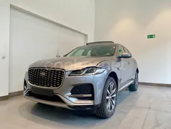 Gris / plata Usado 2023 Jaguar F-Pace R-Dynamic SUV | 59.900 € (Caro)